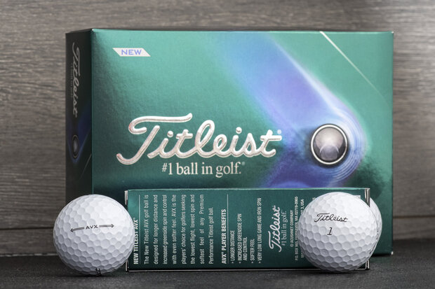 Titleist AVX Golfballen Wit 2022